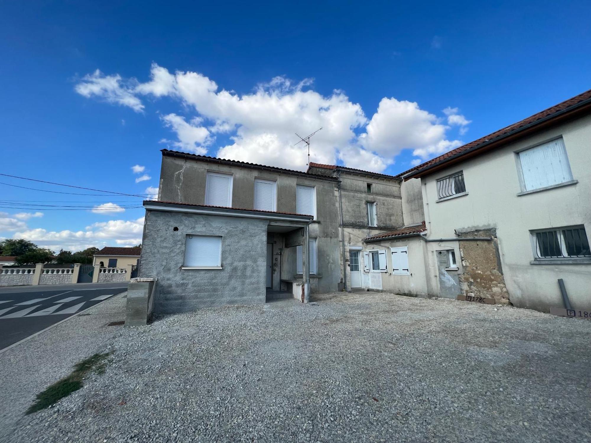 180B - Duplex T2 Tout Confort - Wifi Netflix Le Gond-Pontouvre Exterior foto